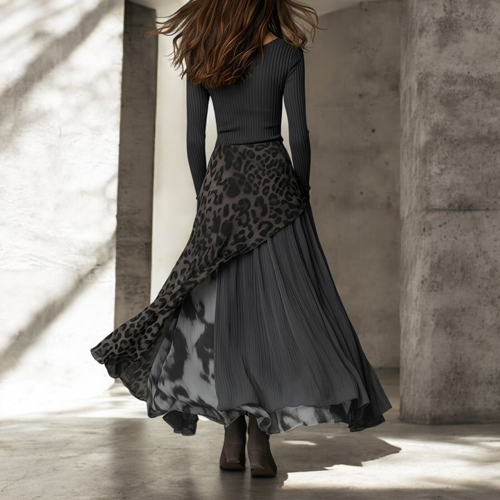 NKEM | Elegant Leopard Print Maxi Dress with Flattering Flow